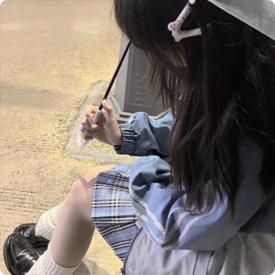 男孩
